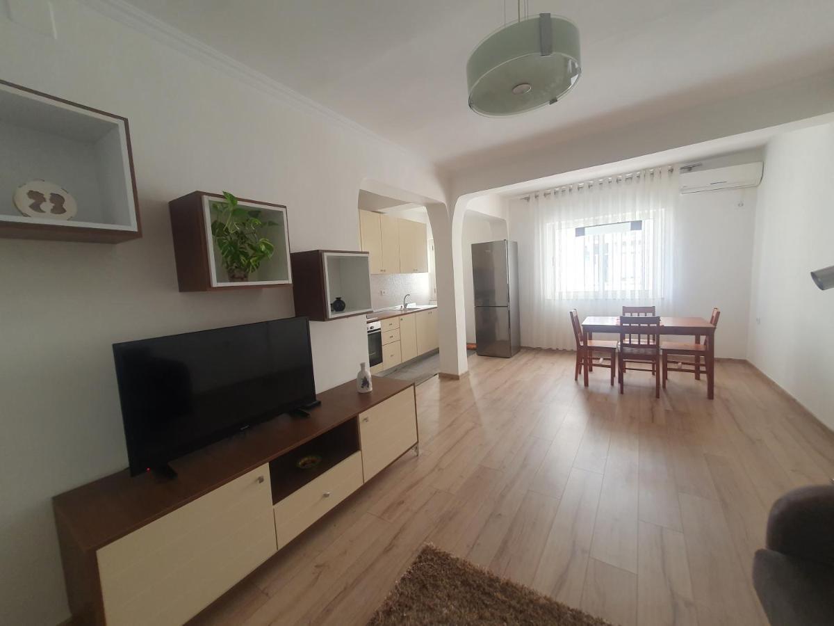 Apartment In The Heart Of Tirana , Bllok المظهر الخارجي الصورة